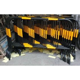 温州市铁马围栏厂家_道路围栏批发_施工护栏厂家_价格